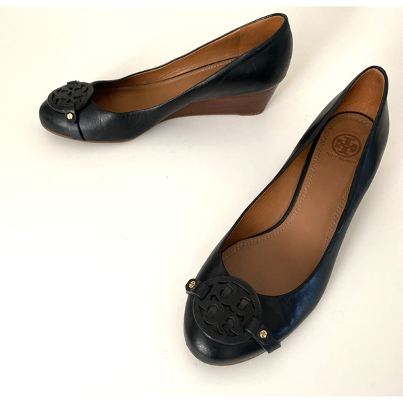 Tory Burch Mini Miller 45MM Black Wedge Pump Leather Round Toe Slip On Logo 10 M - Picture 6 of 10